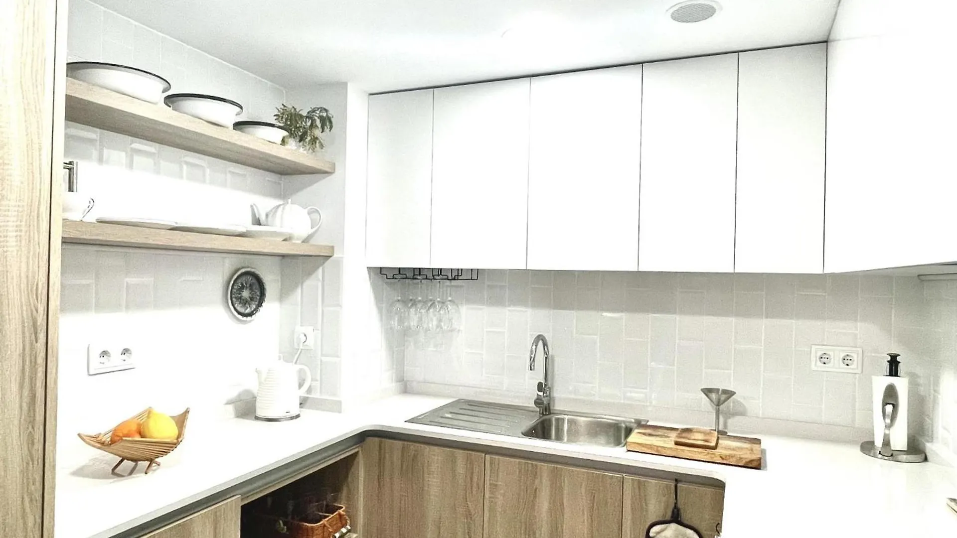 Apartamento Confortable Con Parking Privado En El Centro De Vilanova I La Geltru - Es-332-8 Spanyolország